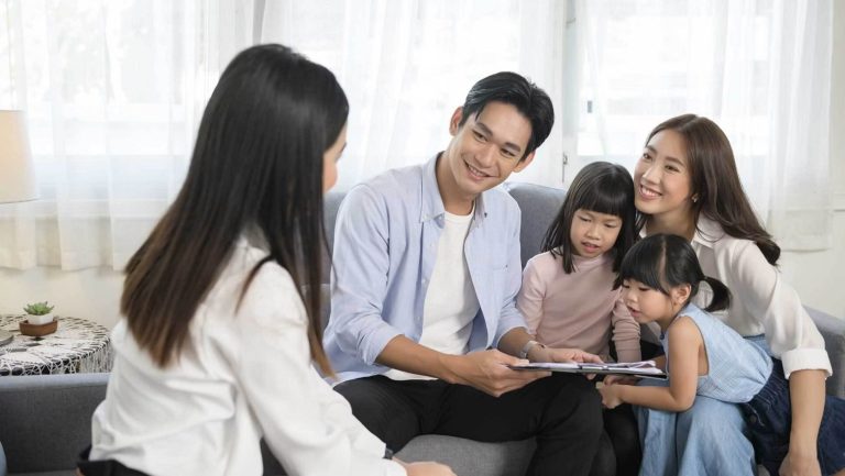 Vì sao xã hội ngày càng cần chuyên viên hoạch định tài chính?